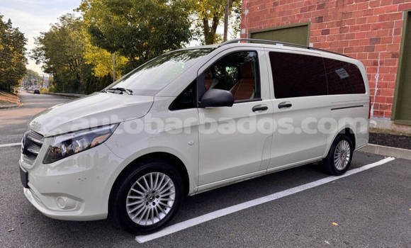 Buy Used Mercedes-Benz Vito White Car in Bridgetown in Barbados Buy Used Mercedes-Benz Vito White Car in Bridgetown in Barbados