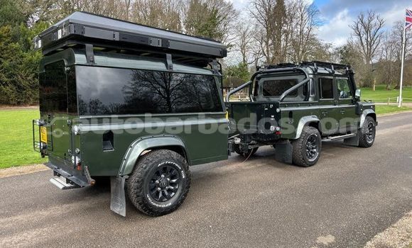 Buy Used Land Rover Defender Green Car in Speightstown in Barbados Buy Used Land Rover Defender Green Car in Speightstown in Barbados
