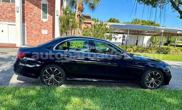 Buy Used Mercedes-Benz E–Class Blue Car in Bridgetown in Barbados Buy Used Mercedes-Benz E–Class Blue Car in Bridgetown in Barbados