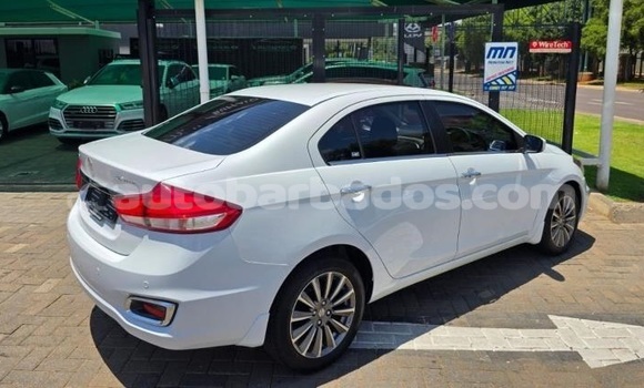 Buy Used Suzuki Ciaz White Car in Bridgetown in Barbados Buy Used Suzuki Ciaz White Car in Bridgetown in Barbados