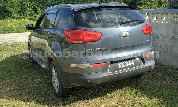 Buy Used Kia Sportage Other Car in Oistins in Barbados Buy Used Kia Sportage Other Car in Oistins in Barbados