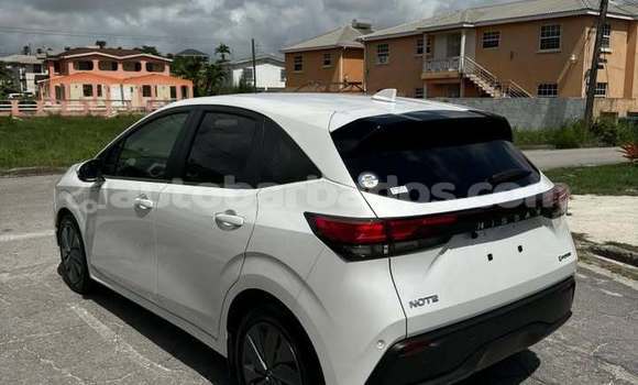 Buy Used Nissan Note White Car in Import - Dubai in Barbados Buy Used Nissan Note White Car in Import - Dubai in Barbados