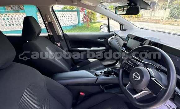 Buy Used Toyota Yaris White Car in Bridgetown in Barbados Buy Used Toyota Yaris White Car in Bridgetown in Barbados