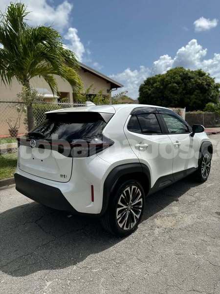 Big with watermark toyota yaris barbados bridgetown 4573