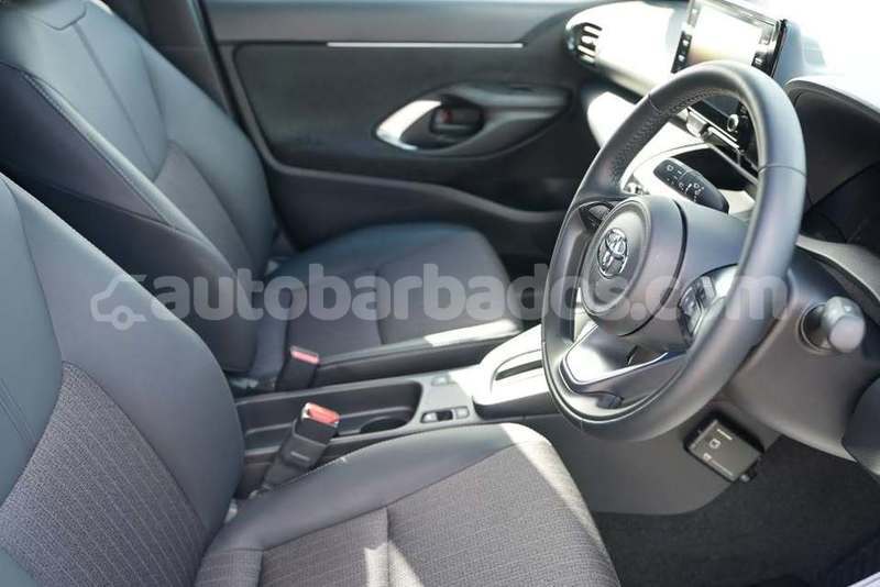 Big with watermark toyota yaris barbados bridgetown 4577