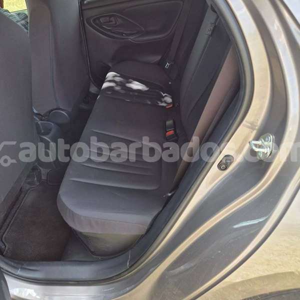 Big with watermark toyota yaris barbados bridgetown 4601