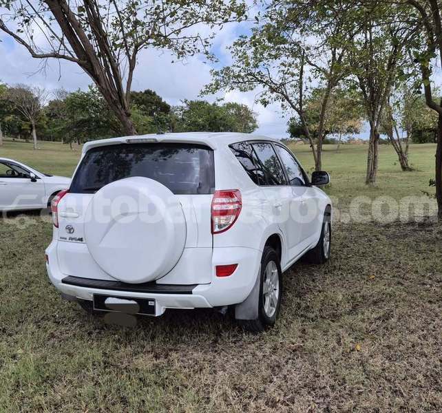 Big with watermark toyota rav4 barbados bridgetown 4602