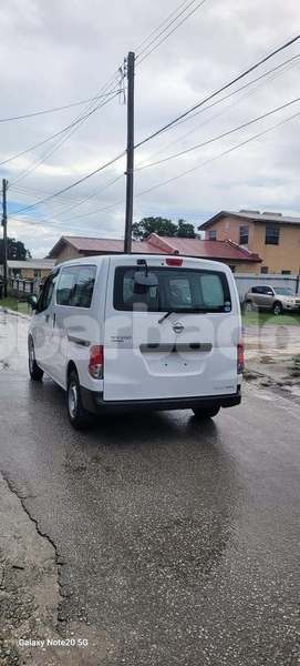 Big with watermark nissan vanette barbados bridgetown 4609