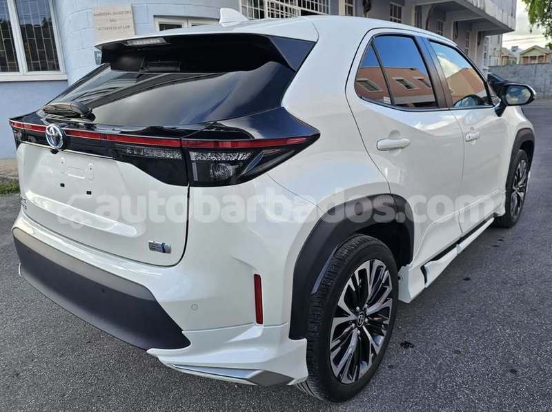 Big with watermark toyota yaris barbados bridgetown 4616