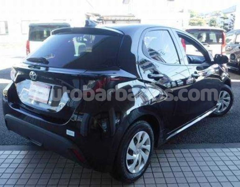 Big with watermark toyota yaris barbados bridgetown 4681