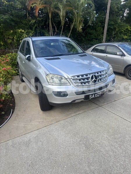 Big with watermark mercedes benz ml class barbados holetown 4744