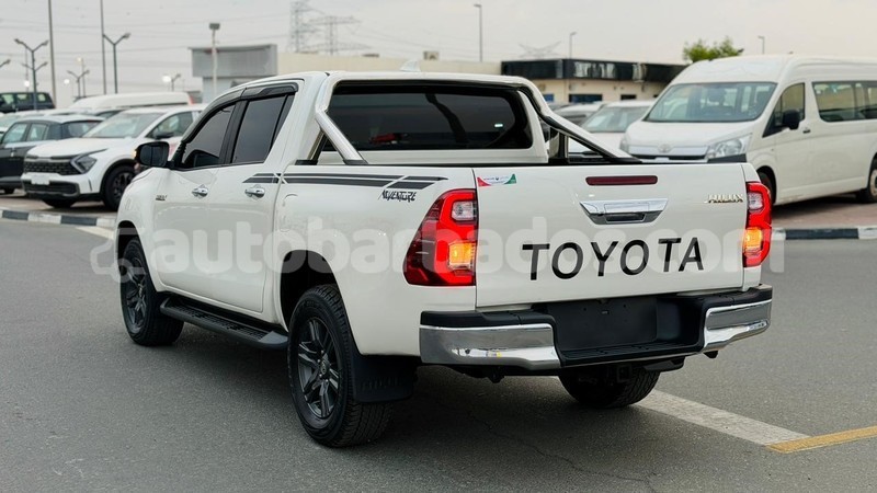 Big with watermark toyota hilux barbados import dubai 4759