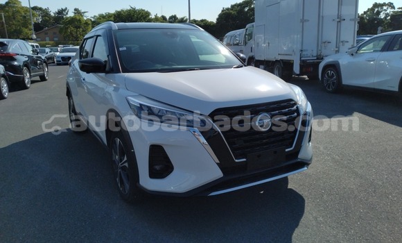 Buy Used Nissan Kix White Car in Bridgetown in Barbados