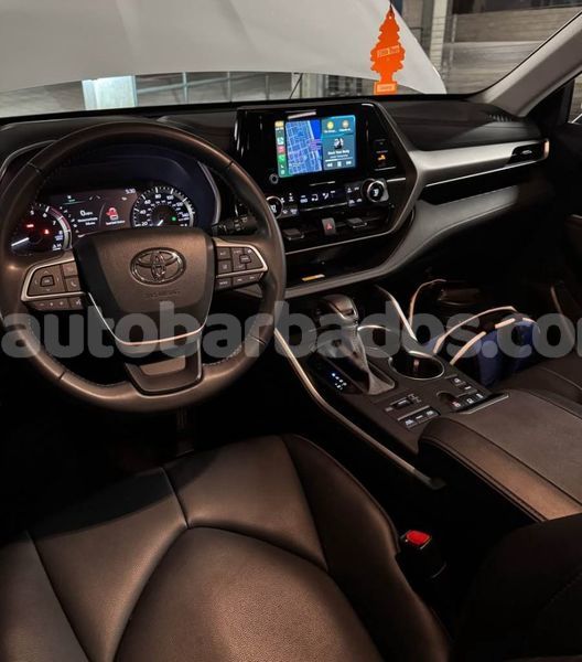 Big with watermark toyota highlander barbados bridgetown 4772