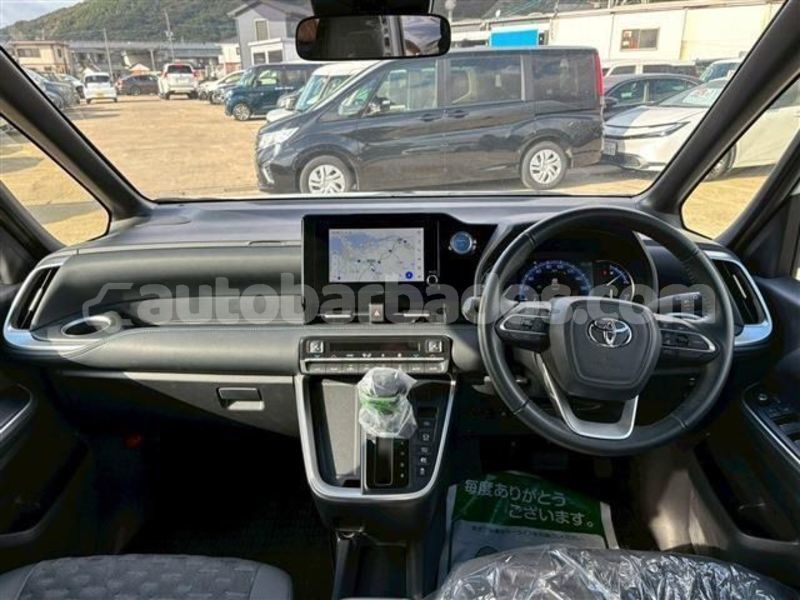 Big with watermark toyota voxy barbados bridgetown 4777