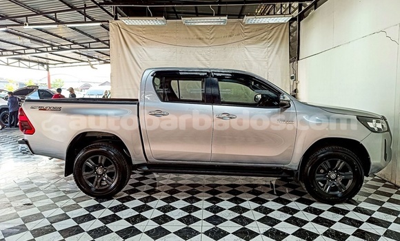 Buy Used Toyota Hilux Silver Car in Bridgetown in Barbados Buy Used Toyota Hilux Silver Car in Bridgetown in Barbados