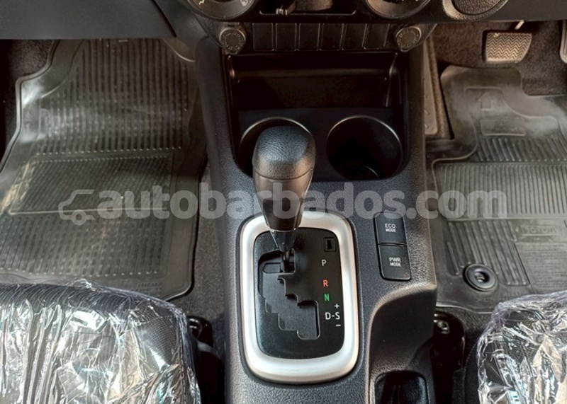 Big with watermark toyota hilux barbados bridgetown 4791