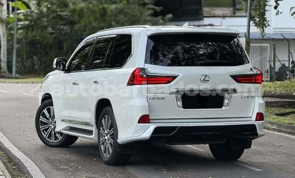 Buy Used Lexus LX 570 White Car in Speightstown in Barbados Buy Used Lexus LX 570 White Car in Speightstown in Barbados