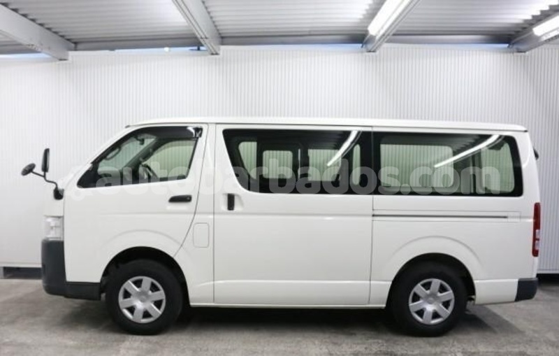 Big with watermark toyota hiace barbados bridgetown 4795