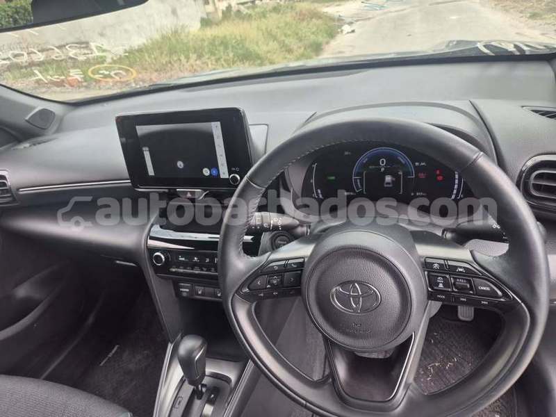 Big with watermark toyota yaris barbados bridgetown 4805