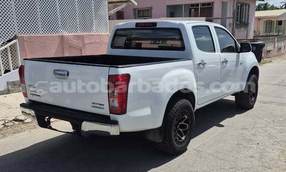 Buy Used Isuzu D–MAX White Car in Bridgetown in Barbados Buy Used Isuzu D–MAX White Car in Bridgetown in Barbados