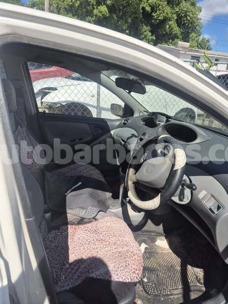 Big with watermark toyota yaris barbados bridgetown 4826