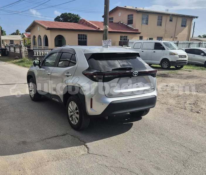 Big with watermark toyota yaris barbados bridgetown 4833