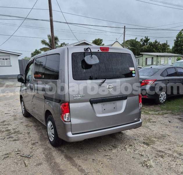 Big with watermark nissan nv200 barbados bridgetown 4837