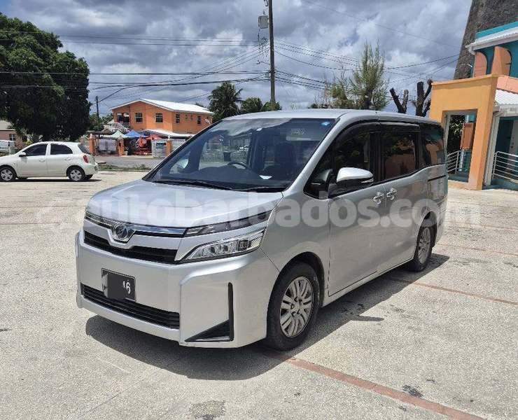 Big with watermark toyota voxy barbados bridgetown 4842