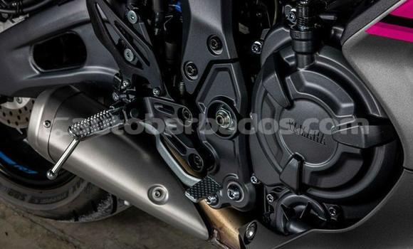 Buy Used Yamaha YZF Black Bike in Bridgetown in Barbados Buy Used Yamaha YZF Black Bike in Bridgetown in Barbados