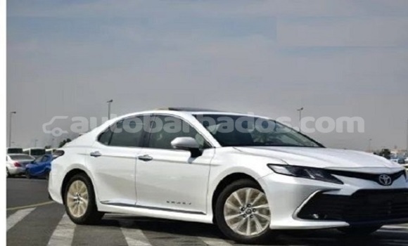 Buy Used Toyota Camry White Car in Bridgetown in Barbados Buy Used Toyota Camry White Car in Bridgetown in Barbados
