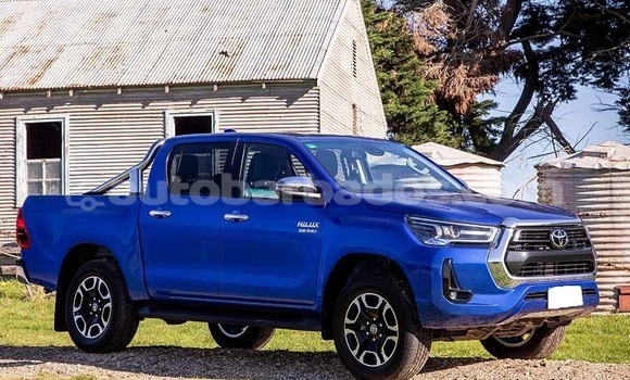 Buy Used Toyota Hilux White Car in Bridgetown in Barbados Buy Used Toyota Hilux White Car in Bridgetown in Barbados