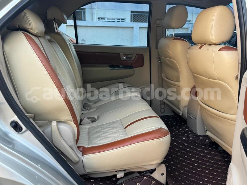 Big with watermark toyota fortuner barbados bridgetown 4880