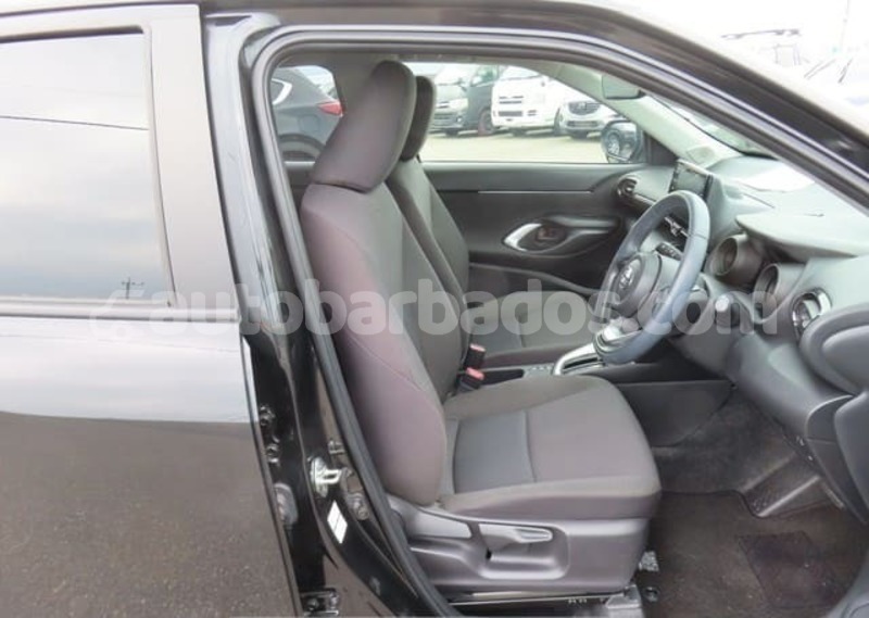 Big with watermark toyota yaris barbados bridgetown 4882