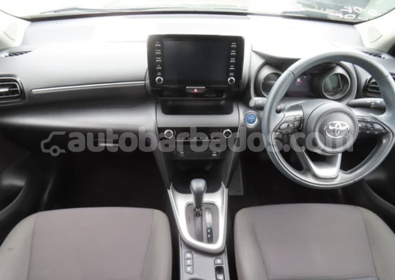 Big with watermark toyota yaris barbados bridgetown 4882