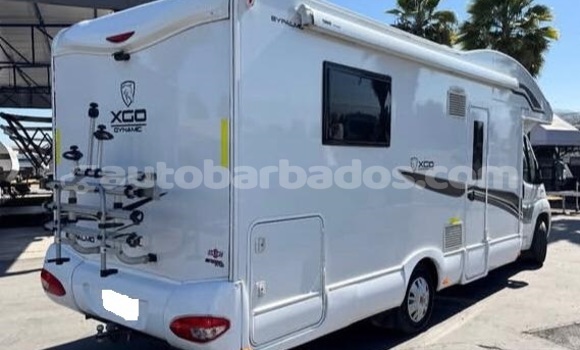 Buy Used Fiat 900T White Car in Bridgetown in Barbados Buy Used Fiat 900T White Car in Bridgetown in Barbados