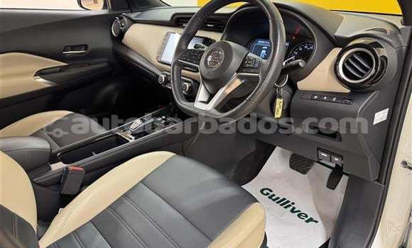 Buy Used Nissan Kix White Car in Bridgetown in Barbados Buy Used Nissan Kix White Car in Bridgetown in Barbados