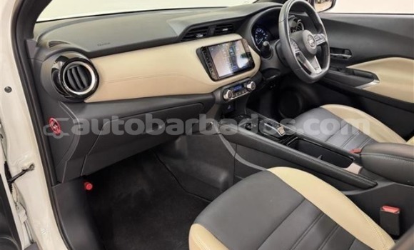 Buy Used Nissan Kix White Car in Bridgetown in Barbados Buy Used Nissan Kix White Car in Bridgetown in Barbados