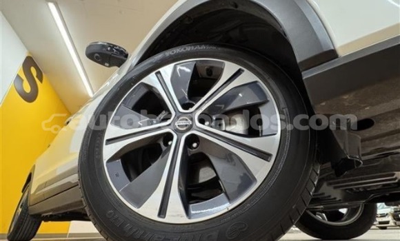 Buy Used Nissan Kix White Car in Bridgetown in Barbados Buy Used Nissan Kix White Car in Bridgetown in Barbados