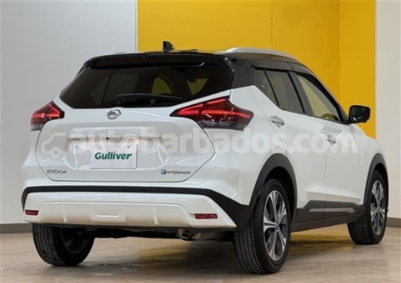 Big with watermark nissan kix barbados bridgetown 4894