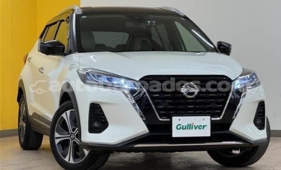 Buy Used Nissan Kix White Car in Bridgetown in Barbados Buy Used Nissan Kix White Car in Bridgetown in Barbados