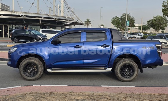 Buy Used Isuzu D–MAX Blue Car in Import - Dubai in Barbados Buy Used Isuzu D–MAX Blue Car in Import - Dubai in Barbados