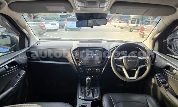 Buy Used Isuzu D–MAX Blue Car in Import - Dubai in Barbados Buy Used Isuzu D–MAX Blue Car in Import - Dubai in Barbados