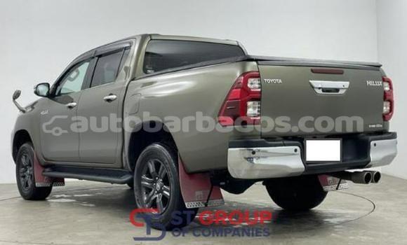 Buy Used Toyota Hilux Green Car in Bridgetown in Barbados Buy Used Toyota Hilux Green Car in Bridgetown in Barbados