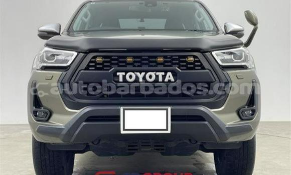 Buy Used Toyota Hilux Green Car in Bridgetown in Barbados Buy Used Toyota Hilux Green Car in Bridgetown in Barbados