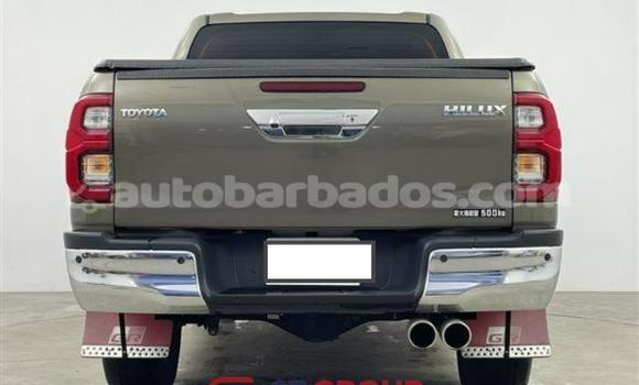 Buy Used Toyota Hilux Green Car in Bridgetown in Barbados Buy Used Toyota Hilux Green Car in Bridgetown in Barbados