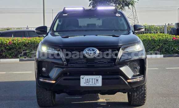 Buy Used Toyota Fortuner Black Car in Import - Dubai in Barbados
