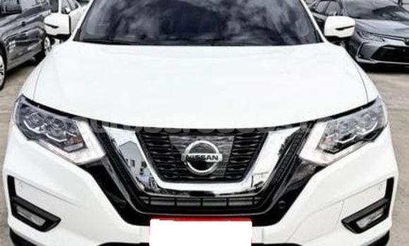 Buy Used Nissan X–Trail White Car in Bridgetown in Barbados Buy Used Nissan X–Trail White Car in Bridgetown in Barbados