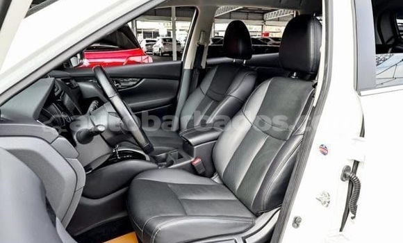 Buy Used Nissan X–Trail White Car in Bridgetown in Barbados Buy Used Nissan X–Trail White Car in Bridgetown in Barbados
