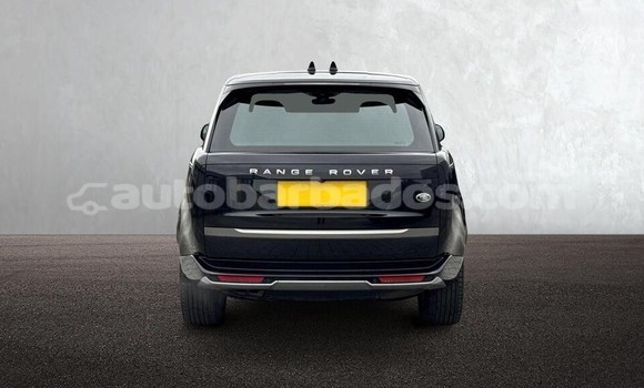 Buy Used Land Rover Range Rover Green Car in Import - Dubai in Barbados Buy Used Land Rover Range Rover Green Car in Import - Dubai in Barbados